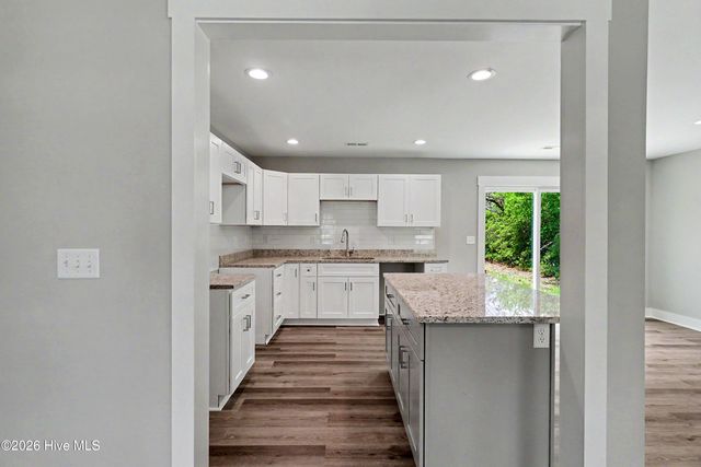 5314 Autumn Drive, Wilmington, NC 28409