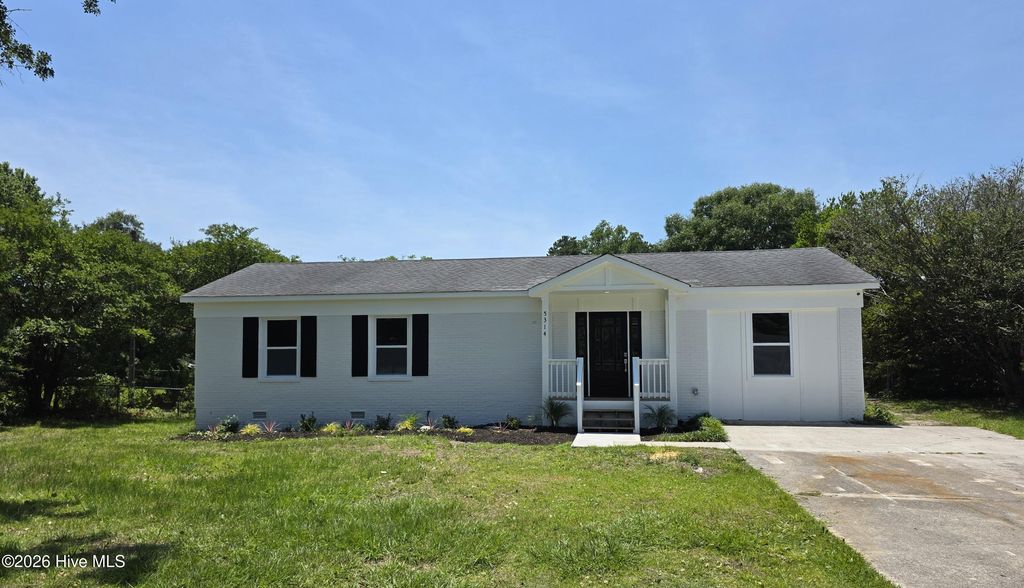 5314 Autumn Drive, Wilmington, NC 28409