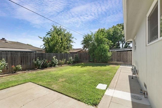 512 Sturla St, Lodi, CA 95240