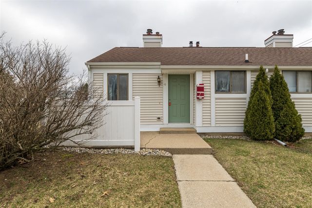 3320 Scots Pine Way 4, Portage, MI 49024