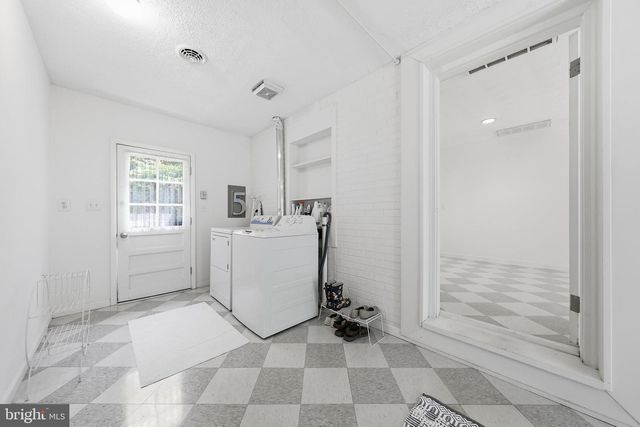 8315 ROCKY SPRINGS RD, Frederick, MD 21702