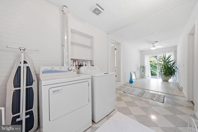 8315 ROCKY SPRINGS RD, Frederick, MD 21702