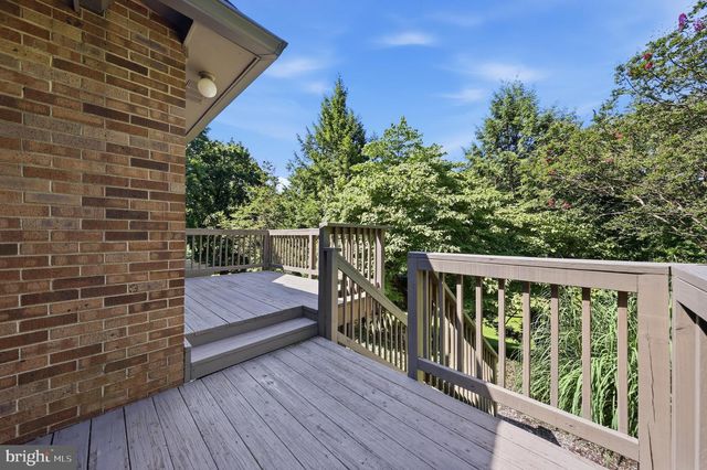 8315 ROCKY SPRINGS RD, Frederick, MD 21702