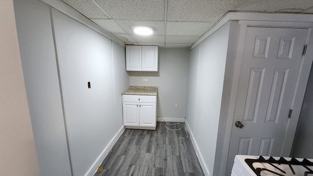 121 N Main St 121, Andover, MA 01810