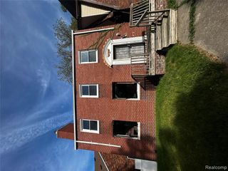 17170 Bradford Ave, Detroit, MI 48205