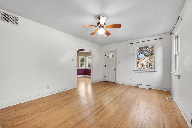 130 W 2nd Street, Hobart, IN 46342