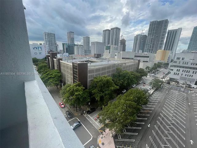 133 NE 2nd Ave 911, Miami, FL 33132