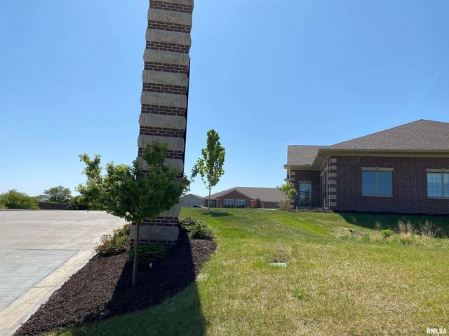 3642 UTICA RIDGE Road, Bettendorf, IA 52722