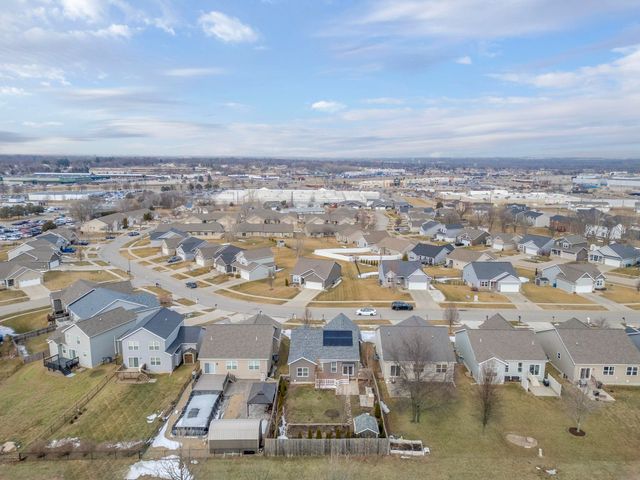 1420 Hummingbird Circle, Waterloo, IA 50702