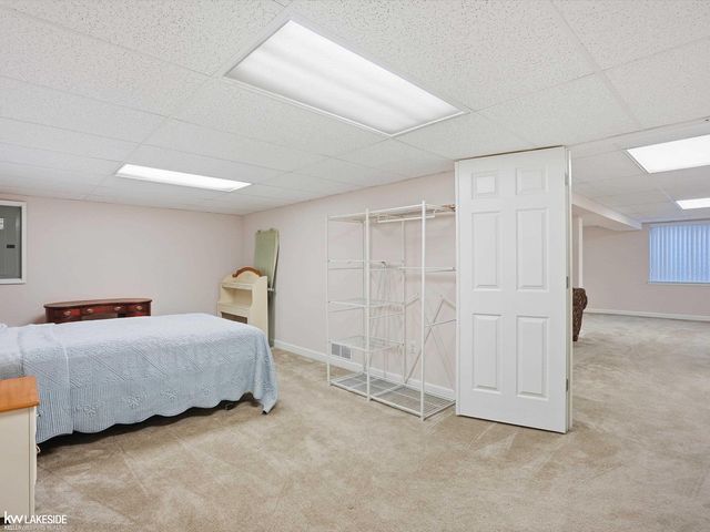 46899 Cynthia Drive, Macomb, MI 48044
