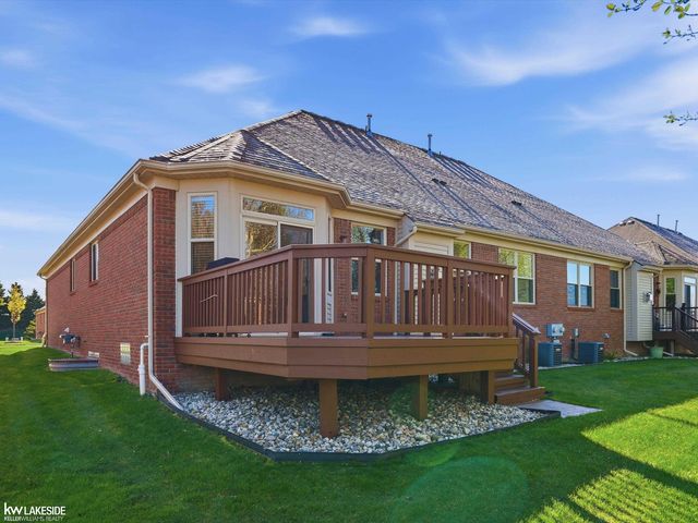 46899 Cynthia Drive, Macomb, MI 48044