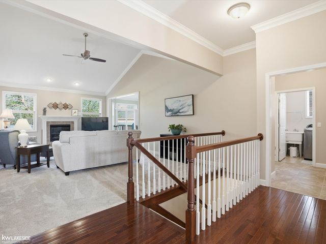 46899 Cynthia Drive, Macomb, MI 48044