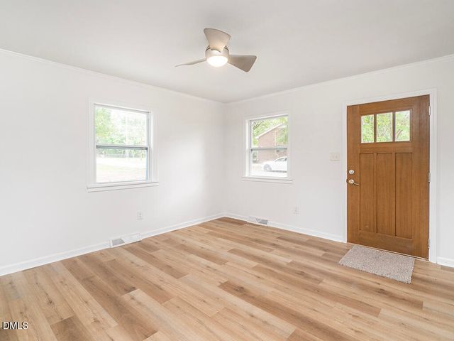 202 North Street, Mebane, NC 27302