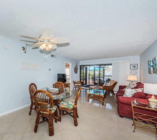 6294 BAHIA DEL MAR CIRCLE 114, St Petersburg, FL 33715