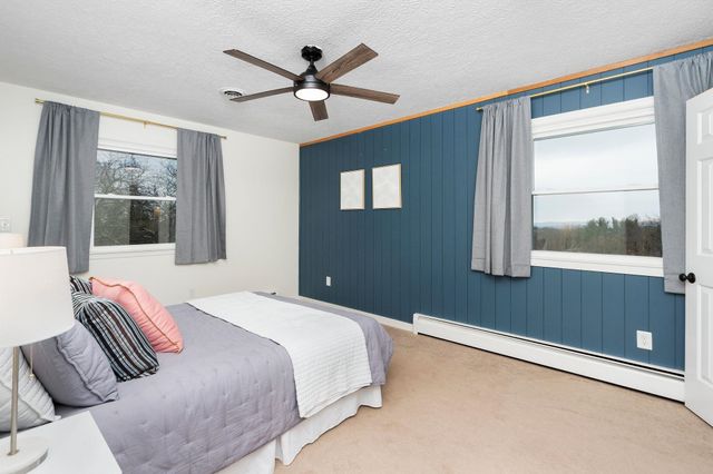 1222 PINEHURST RD, Staunton, VA 24401