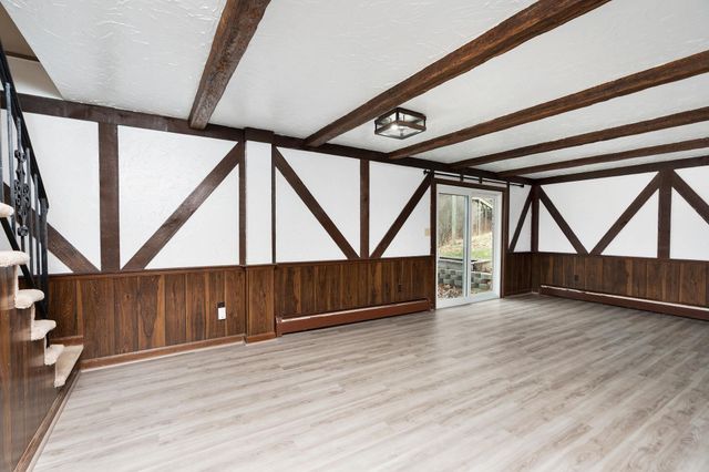 1222 PINEHURST RD, Staunton, VA 24401