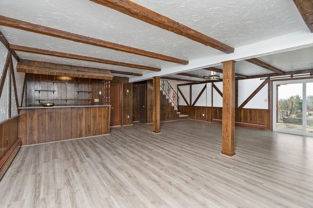 1222 PINEHURST RD, Staunton, VA 24401