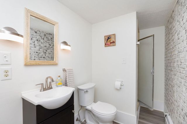 1222 PINEHURST RD, Staunton, VA 24401