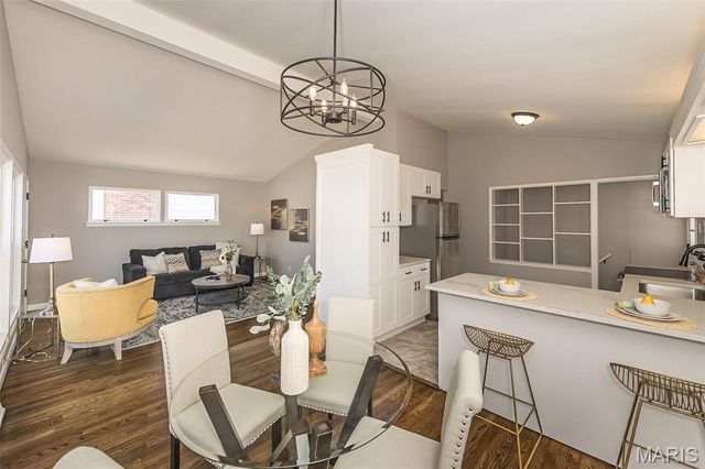 520 Pinellas Drive, Crestwood, MO 63126