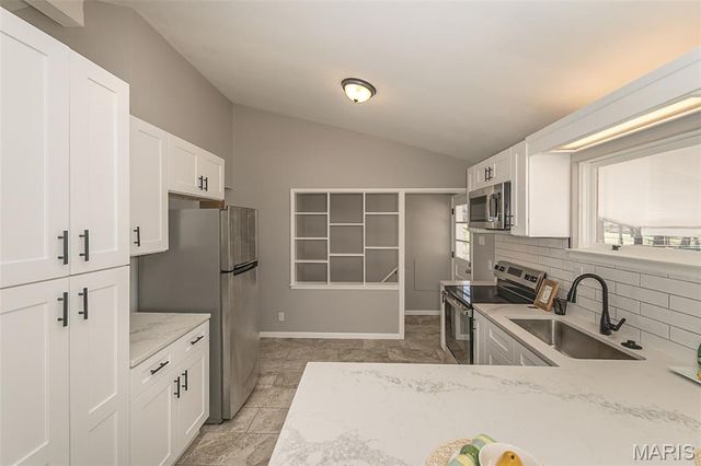 520 Pinellas Drive, Crestwood, MO 63126