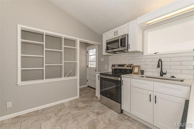 520 Pinellas Drive, Crestwood, MO 63126