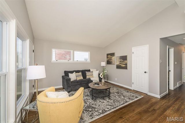 520 Pinellas Drive, Crestwood, MO 63126