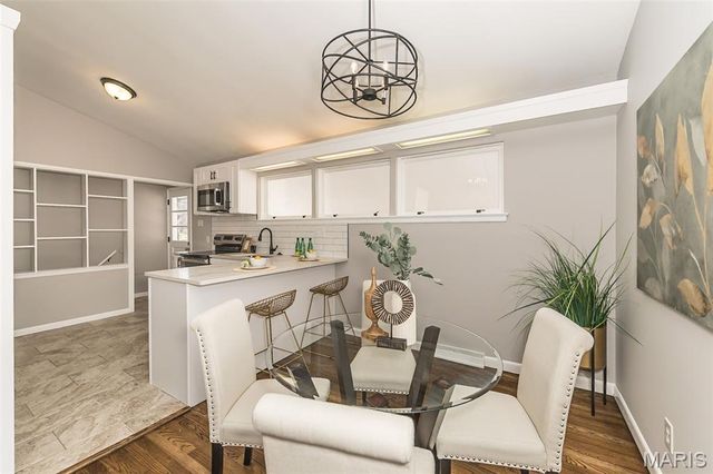 520 Pinellas Drive, Crestwood, MO 63126