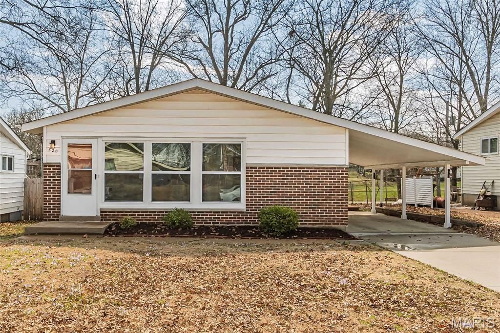 520 Pinellas Drive, Crestwood, MO 63126