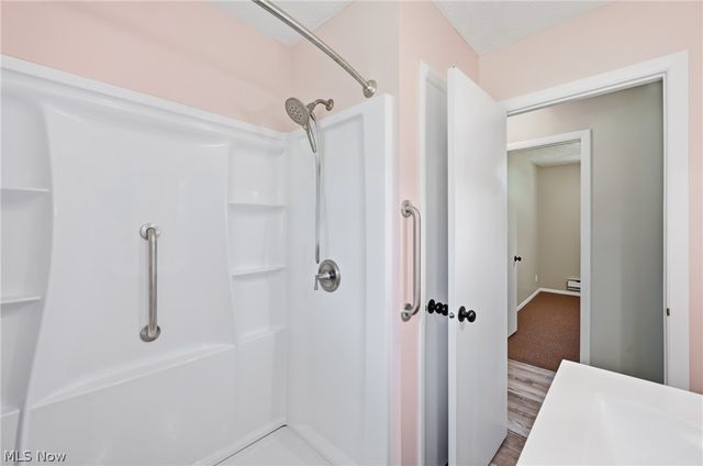 1795 Allen Drive, Salem, OH 44460