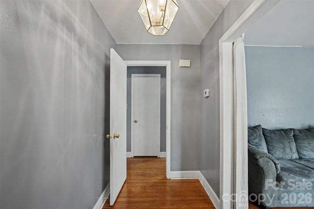 6300 Idlebrook Drive, Charlotte, NC 28212