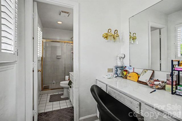 6300 Idlebrook Drive, Charlotte, NC 28212