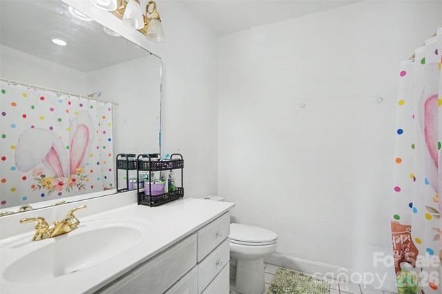 6300 Idlebrook Drive, Charlotte, NC 28212