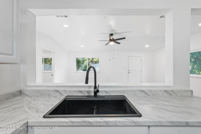 11126 elgin Boulevard, Spring Hill, FL 34608