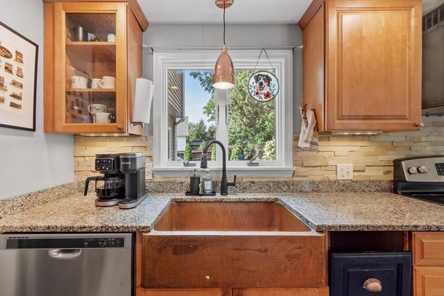 155 Winona St, Peabody, MA 01960