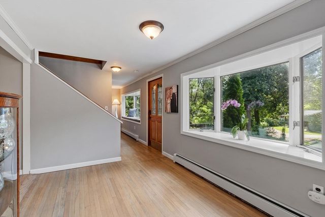 155 Winona St, Peabody, MA 01960