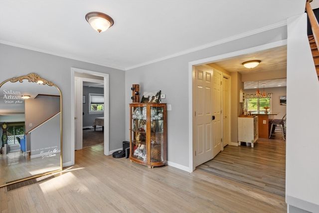 155 Winona St, Peabody, MA 01960