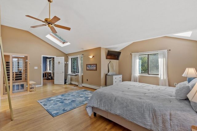 155 Winona St, Peabody, MA 01960