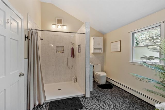155 Winona St, Peabody, MA 01960