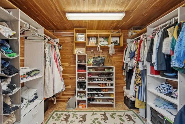 155 Winona St, Peabody, MA 01960