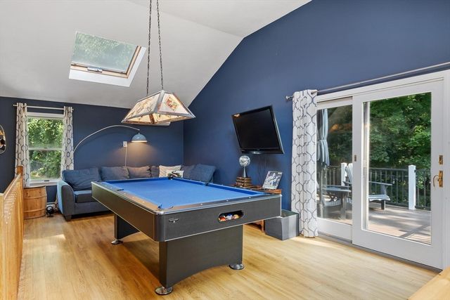 155 Winona St, Peabody, MA 01960