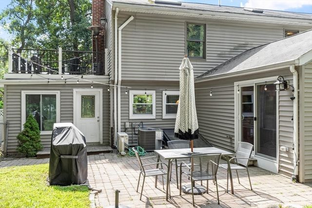155 Winona St, Peabody, MA 01960