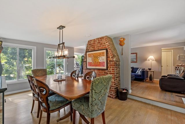 155 Winona St, Peabody, MA 01960