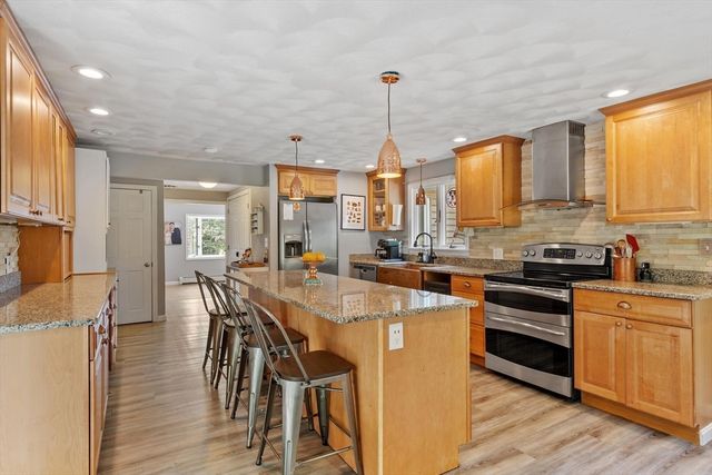 155 Winona St, Peabody, MA 01960
