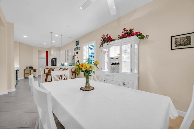 580 NE Canoe Park Circle, Port St. Lucie, Port St Lucie, FL 34983