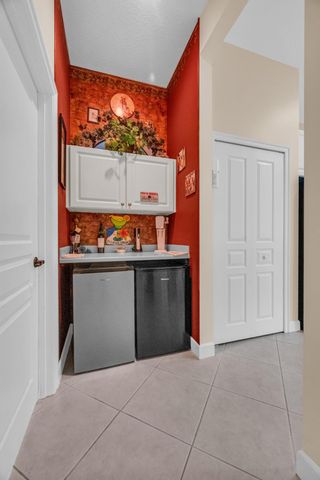 580 NE Canoe Park Circle, Port St. Lucie, Port St Lucie, FL 34983