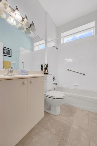 580 NE Canoe Park Circle, Port St. Lucie, Port St Lucie, FL 34983