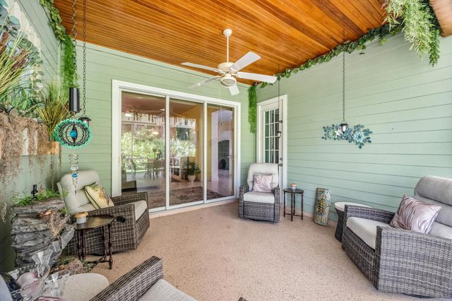 580 NE Canoe Park Circle, Port St. Lucie, Port St Lucie, FL 34983