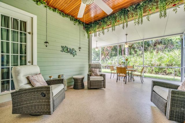 580 NE Canoe Park Circle, Port St. Lucie, Port St Lucie, FL 34983