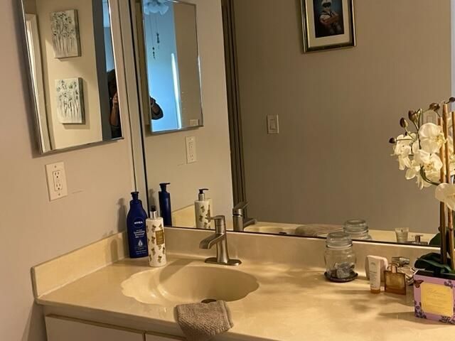 5899 Parkwalk Drive, Boynton Beach, FL 33472