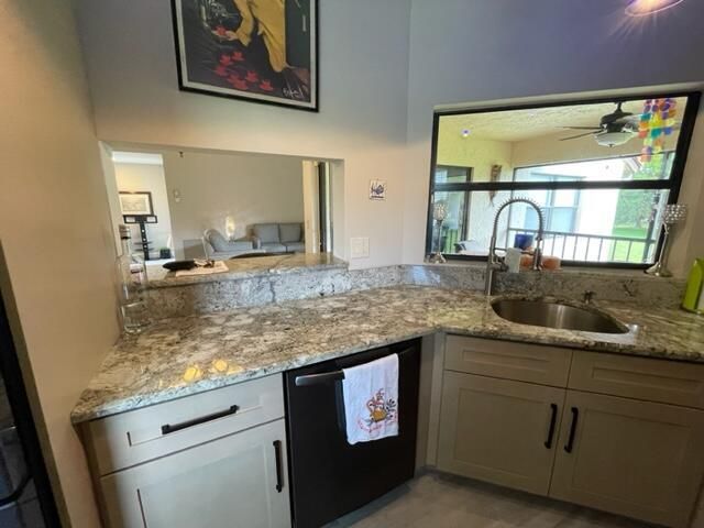 5899 Parkwalk Drive, Boynton Beach, FL 33472